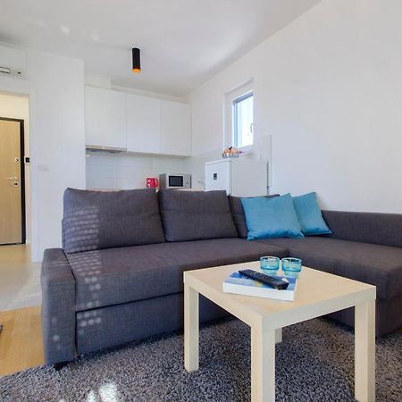 פרימוסטן Apartments Zorka מראה חיצוני תמונה