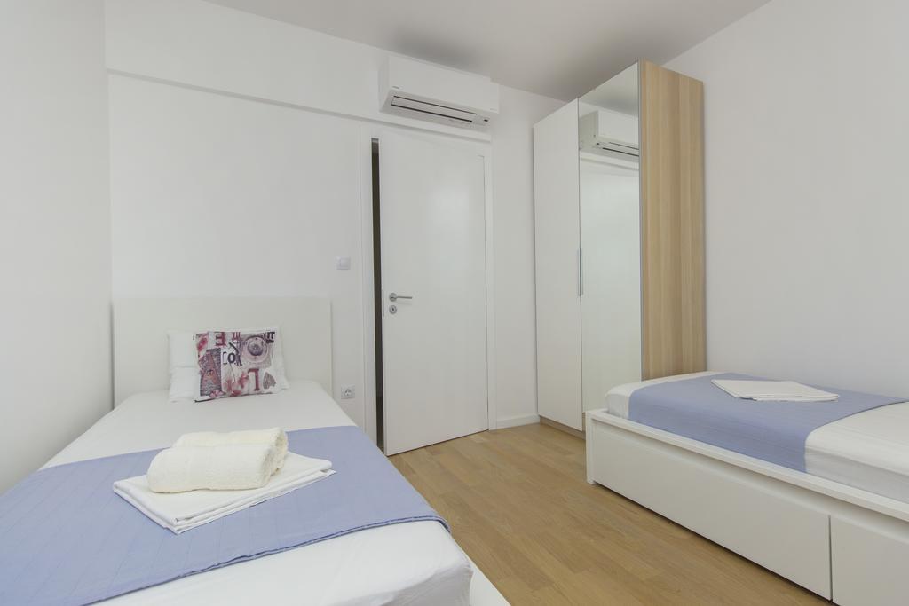 פרימוסטן Apartments Zorka מראה חיצוני תמונה